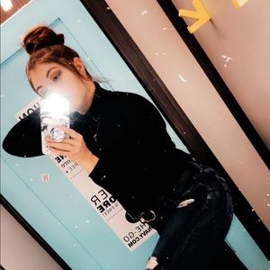 Meet your Posher, Emily